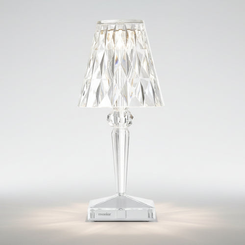 Lampe à poser sans fil en cristal acrylique avec abat-jour taillé en facettes diamant, pied élégant et base carrée, luminaire LED tactile pour une ambiance luxueuse et scintillante.